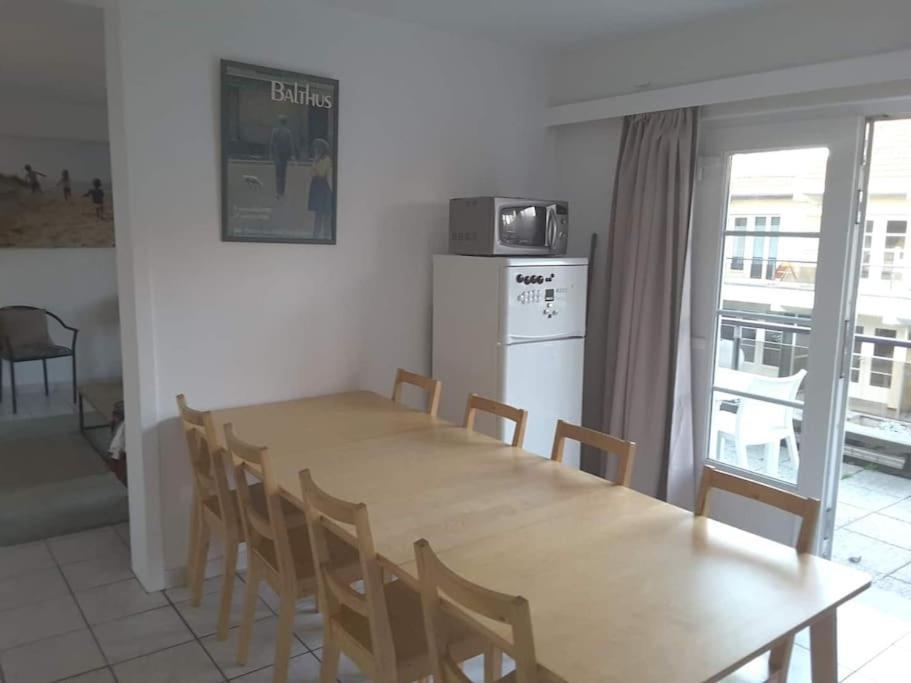 Spacieux Duplex Pres De La Mer 4 Chambres 2 Sdb دي هان المظهر الخارجي الصورة